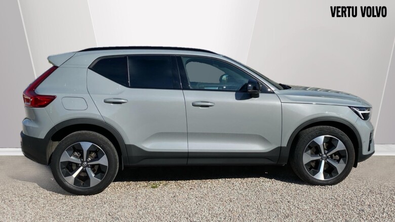 Used Volvo Xc40 2.0 B4P Plus Dark 5dr Auto Petrol Estate For Sale ...